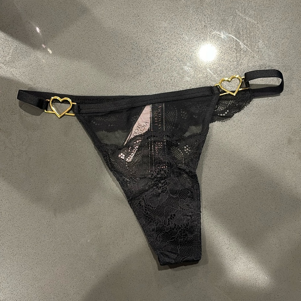 VS lace thong NWT